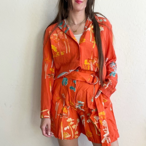 Lafayette 148 New York RIGBY BLOUSE IN OASIS PRINT SILK + Linen Shorts Set - Picture 2 of 13